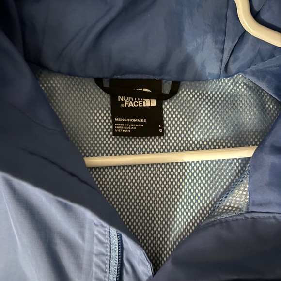 North face rain jacket - Picture 2 of 3